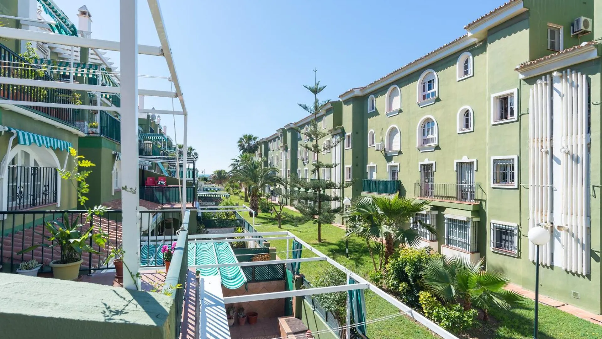 Sandy Playa Golf Malaga Con Parking Apartment